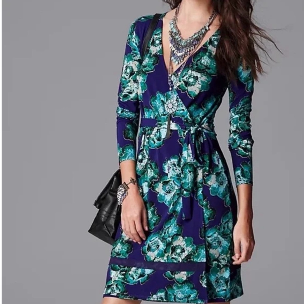 Simply Vera Vera Wang Blue, Green, Purple Long Sleeve Wrap Dress‎ Small
